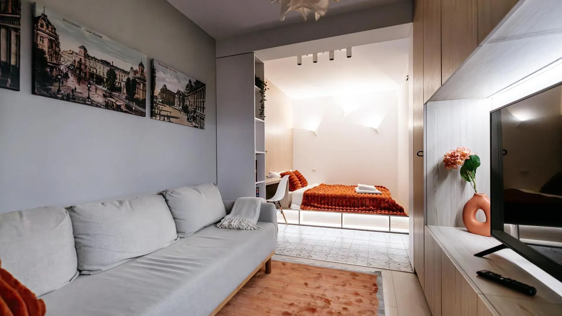 Piata Romana - Mendeleev 33 Bucharest Apartment