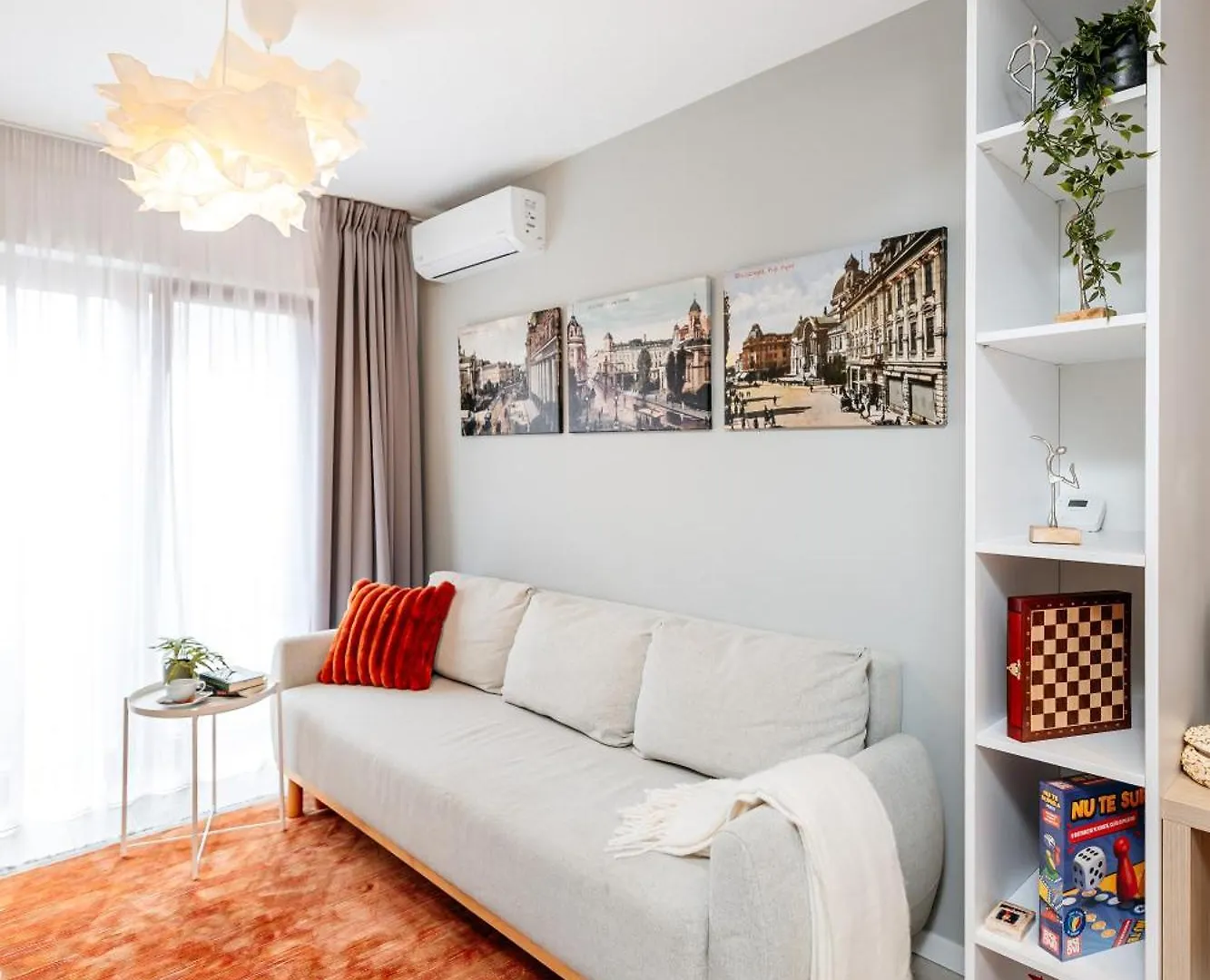 Piata Romana - Mendeleev 33 Bucharest Apartment