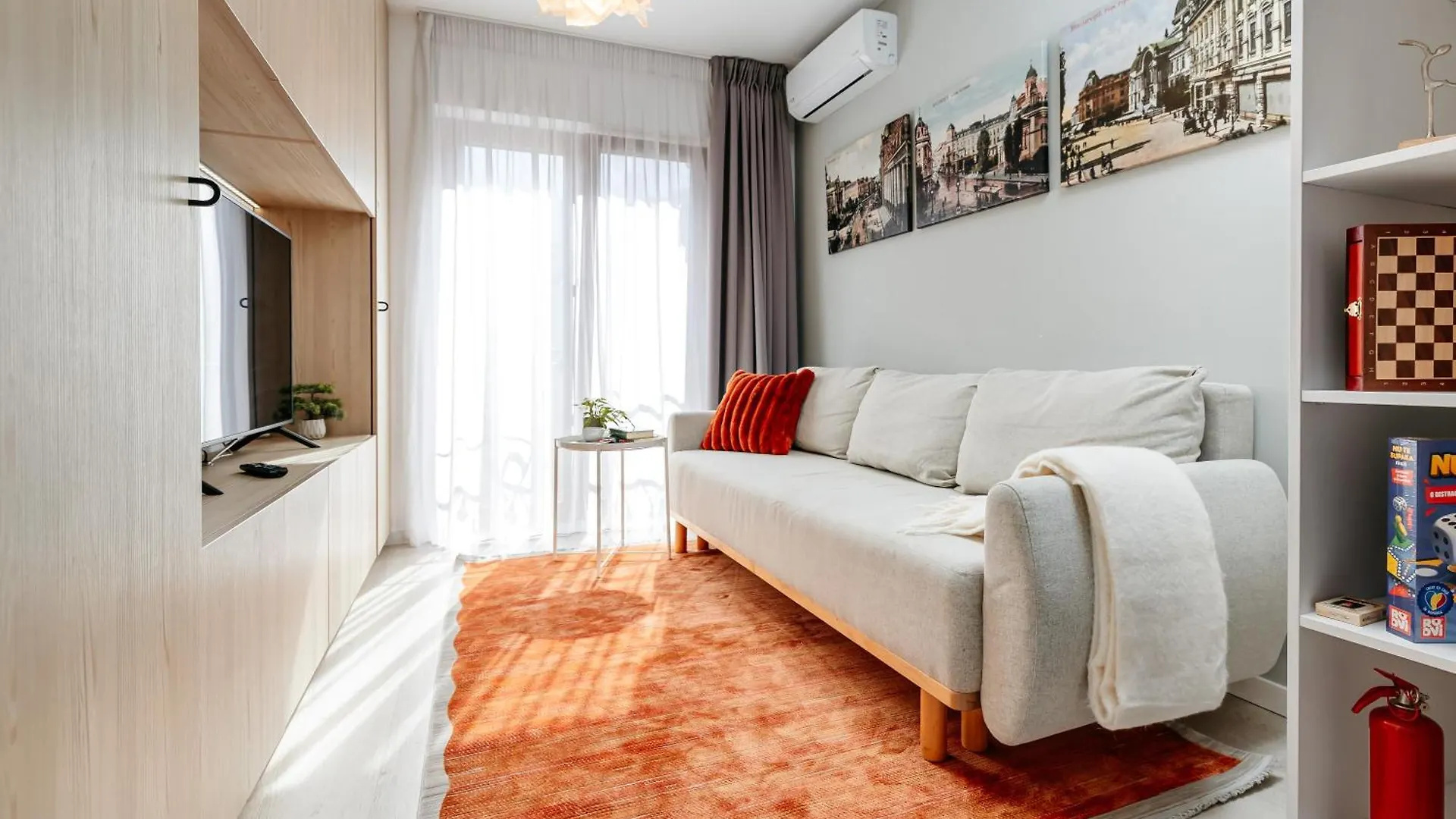 Piata Romana - Mendeleev 33 Bucharest Apartment