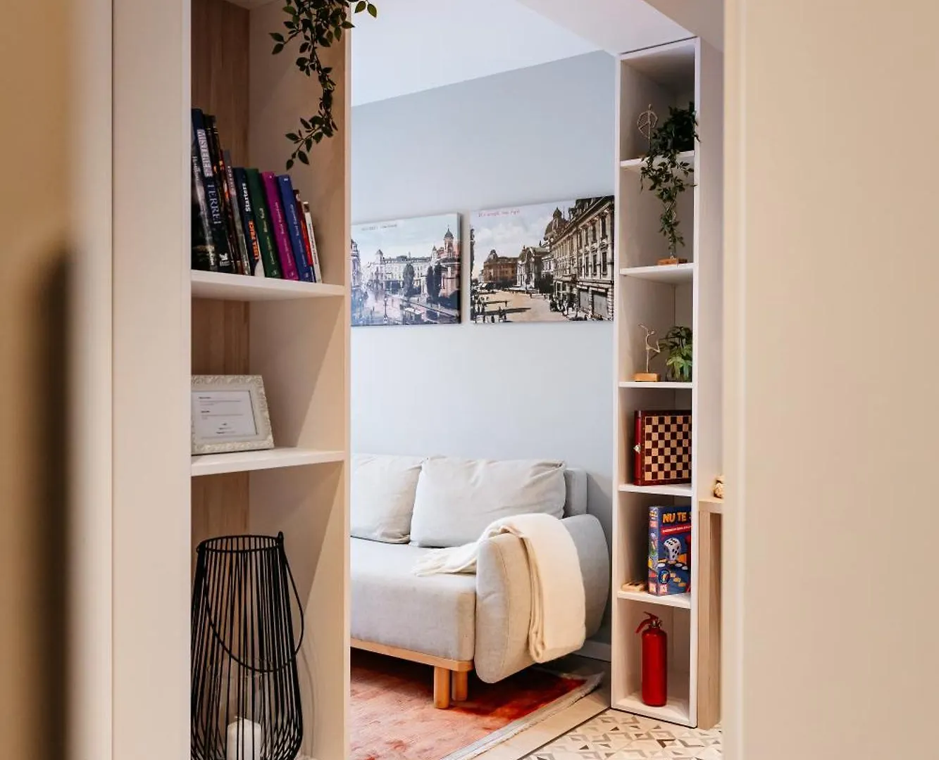 Apartment Piata Romana - Mendeleev 33 Bucharest Romania